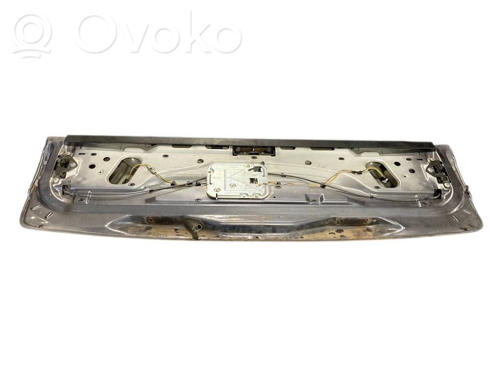 Aizmugurējais pārsegs (bagāžnieks)