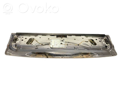 Aizmugurējais pārsegs (bagāžnieks)