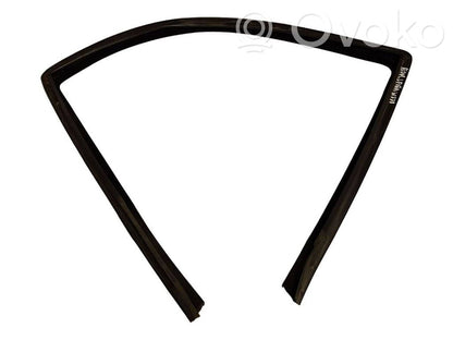 Aizmugurē apdares gumija (virsbūvē)