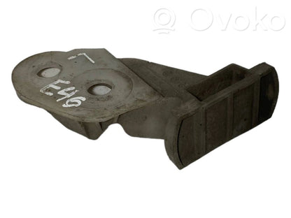 Front bumper holder
