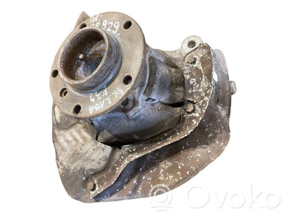 Priekšējā riteņa rumbas vārpstas šarnīrs (stupica, capfa)