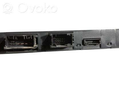 Sēdekļu apsildes slēdzis