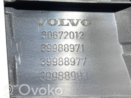 Cita veida salona detaļa