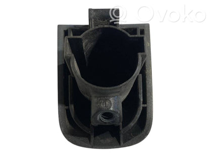 Aizmugurē durvju roktura vāciņš