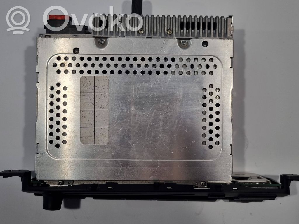 Радио / CD/DVD-плеер / навигация