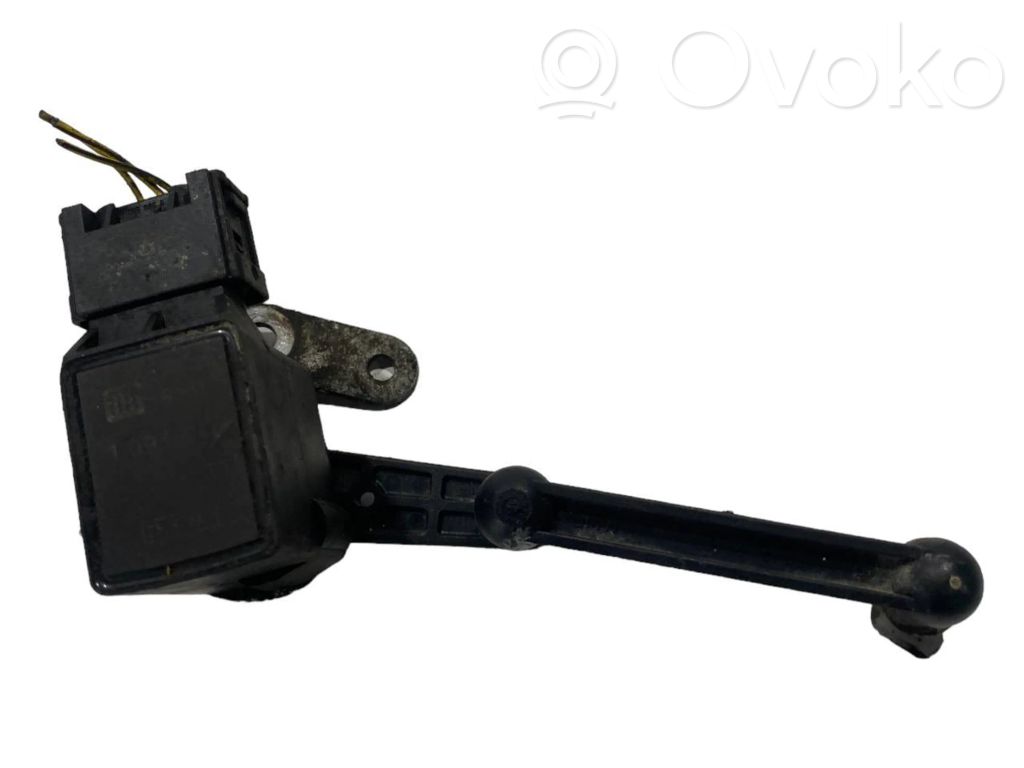 Augstuma sensors (priekšējo lukturu)