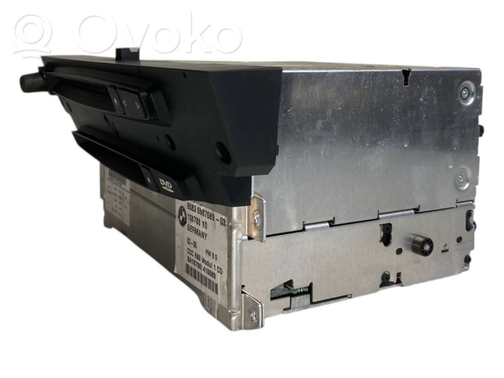 Radio / CD/DVD atskaņotājs / navigācija