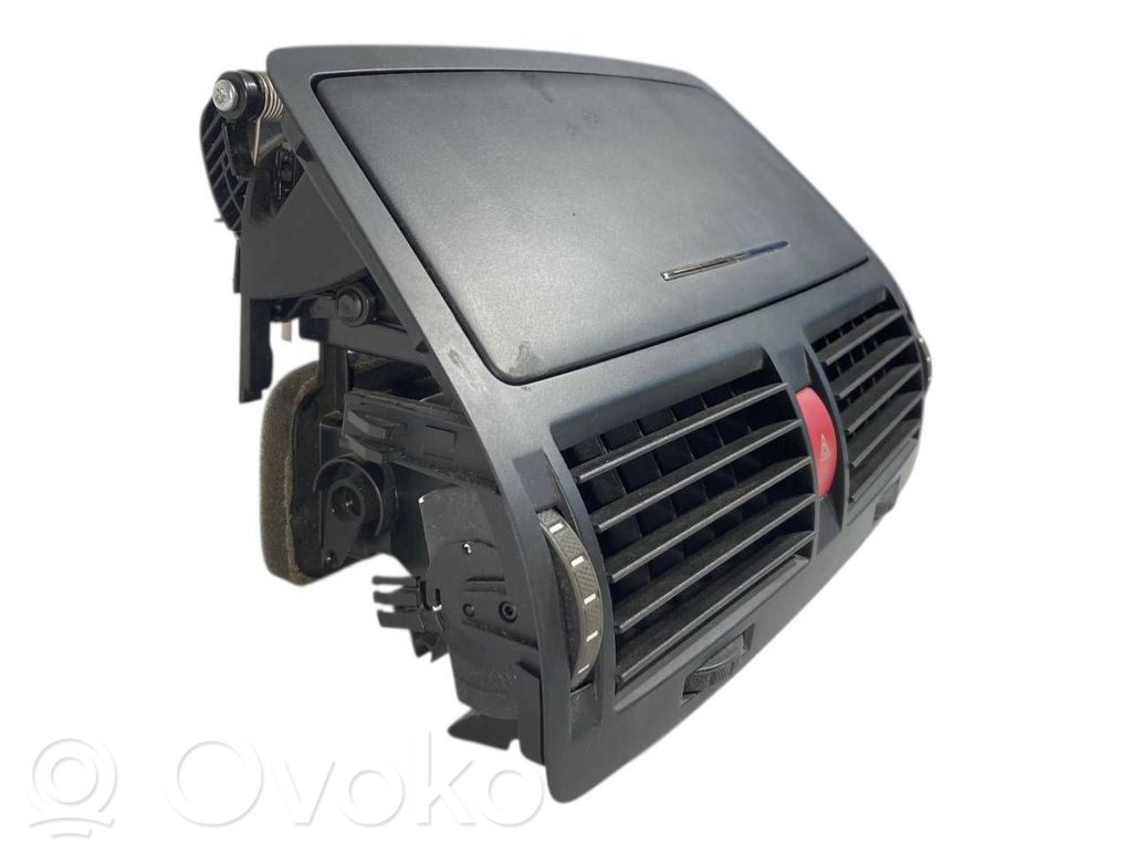 Centrālais gaisa ventilācijas režģis