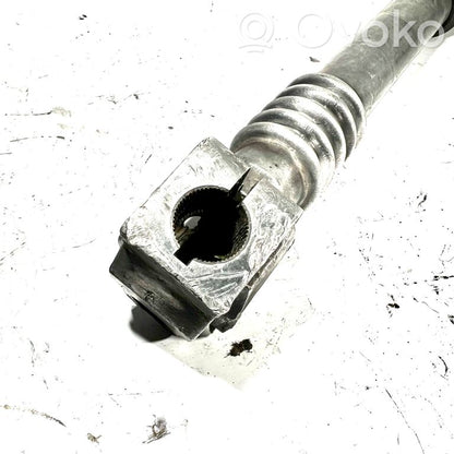 Stūresrata ass krustsavienojums