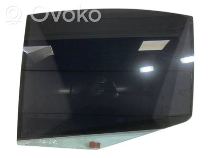 aizmugurējo durvju stikls