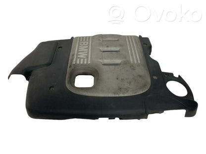 Крышка двигателя (декоративная отделка)