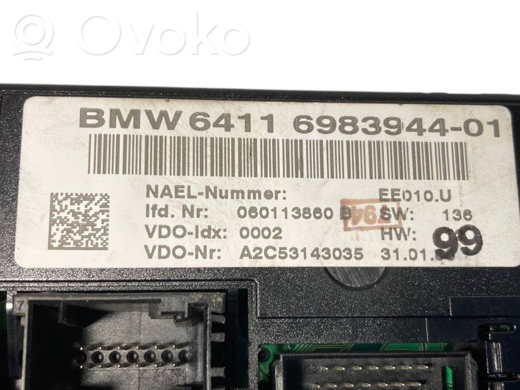 Gaisa kondicioniera / klimata kontroles / salona apsildes vadības bloks (salonā)