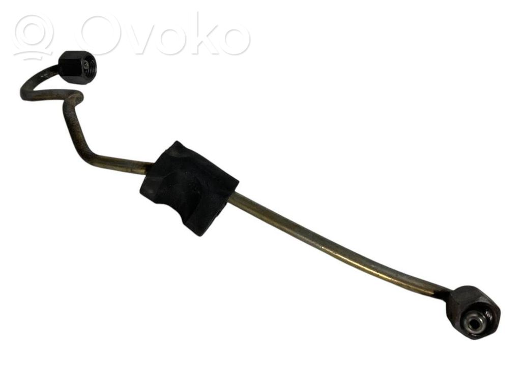 Degvielas caurulīte (-es)