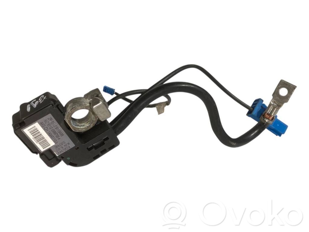 Отрицательный провод (аккумулятор)