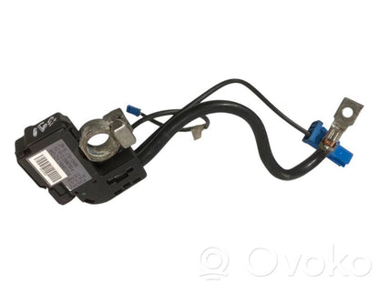 Отрицательный провод (аккумулятор)