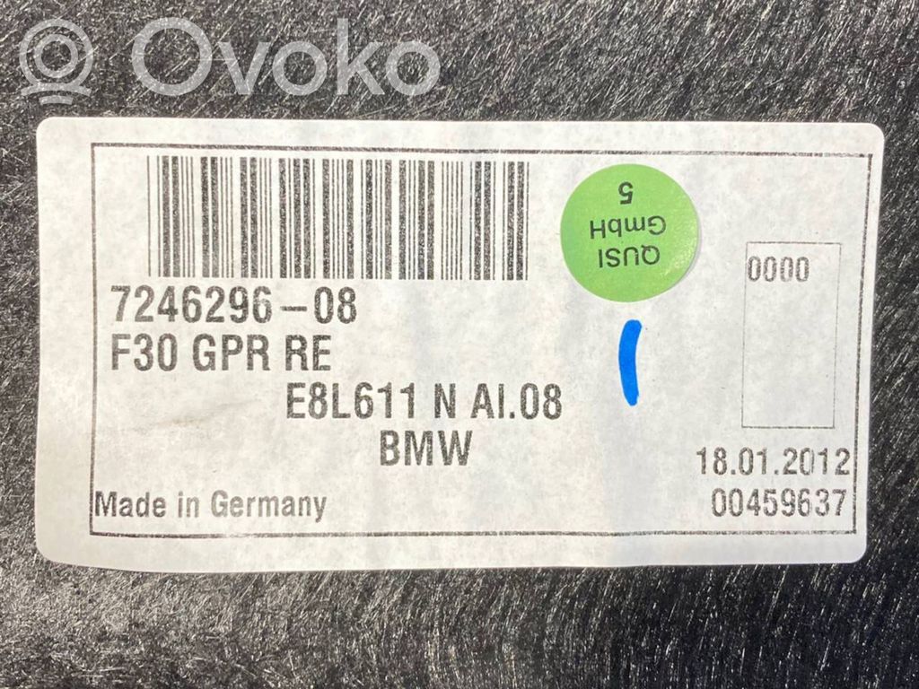 Side decorative trim panel