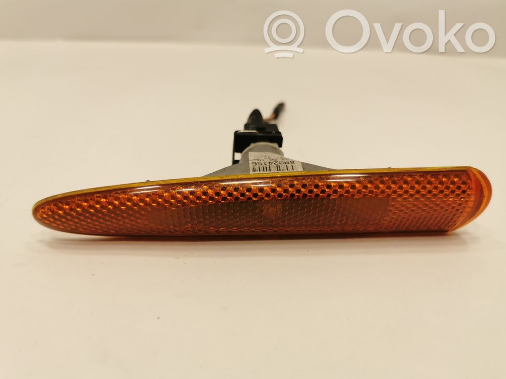 Wing turn signal light