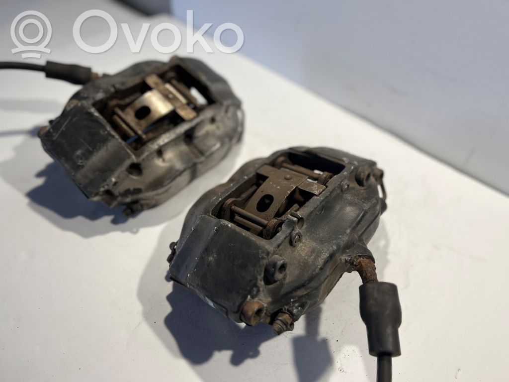 Priekšējais suports