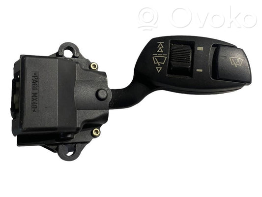 Stikla tīrītāja vadības pogas kātiņš