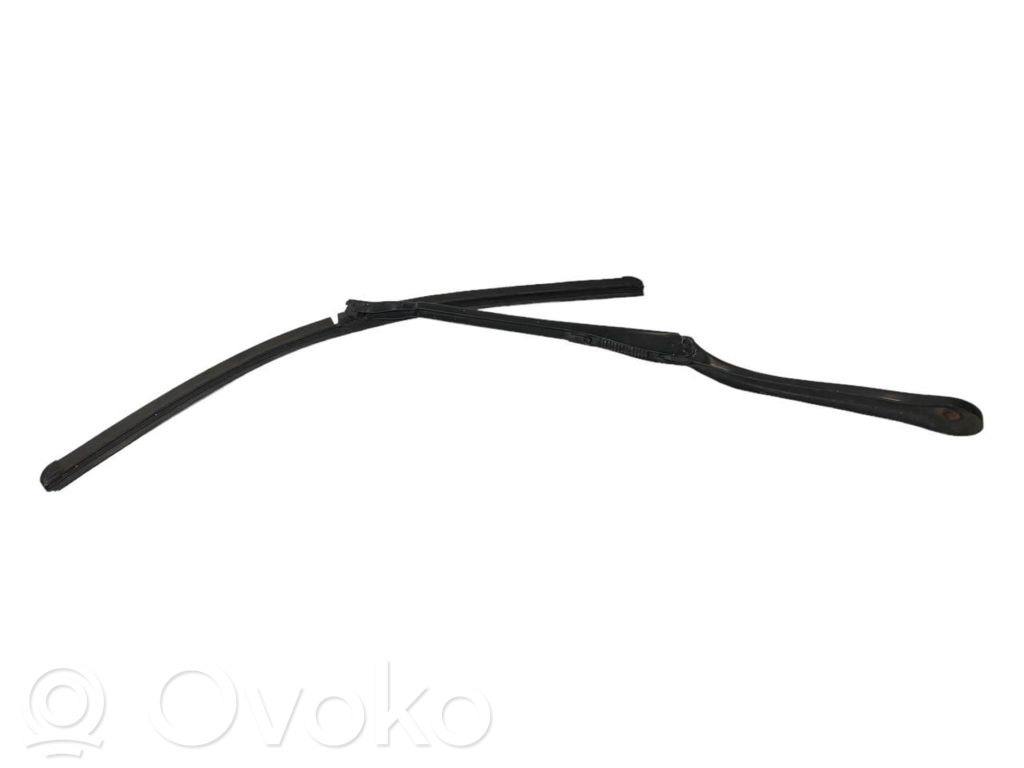 Windshield wiper arm