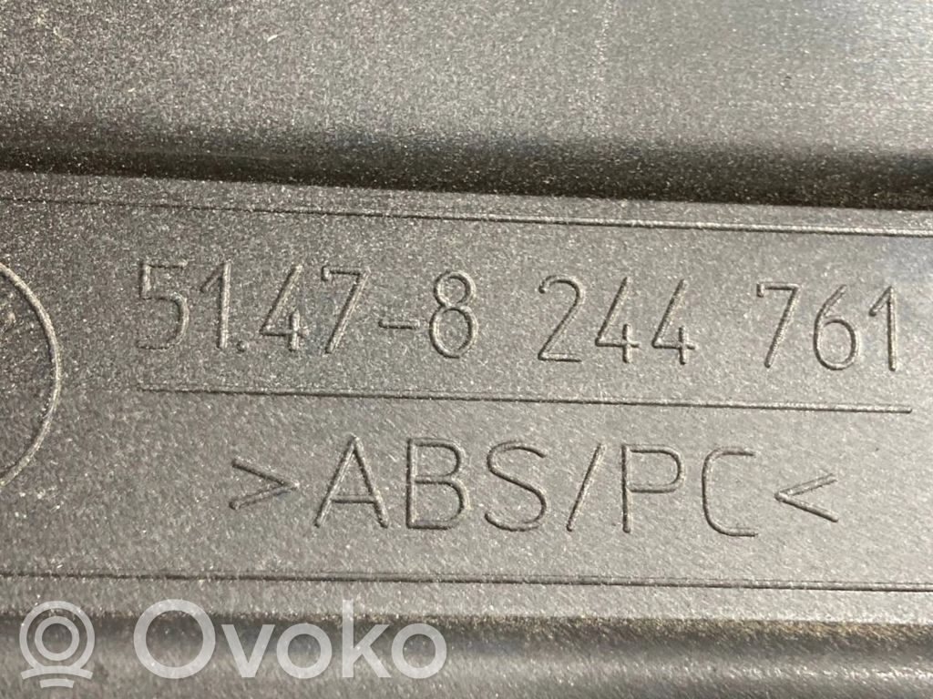 Bagāžnieka sānu apakšējās apdares panelis