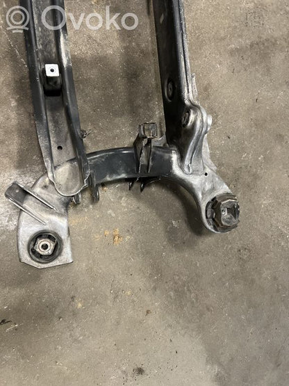 Aizmugurējais tilts