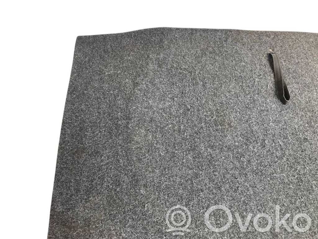 Bagāžnieka paklājiņš