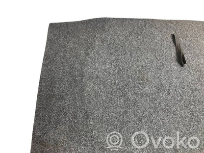 Bagāžnieka paklājiņš