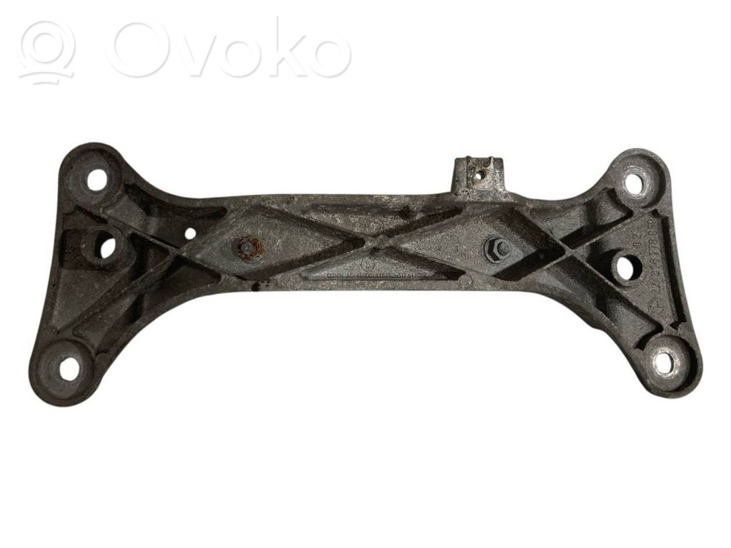 Кронштейн крепления трансмиссии