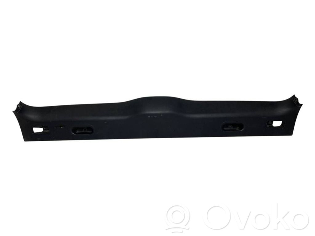 Galvenais apdares panelis