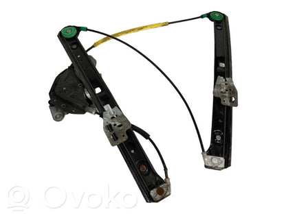 Priekšpusē elektriskā loga pacelšanas mehānisma komplekts