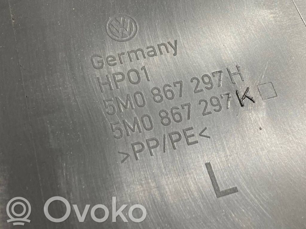 (B) statņa dekoratīvā apdare (apakšdaļa)