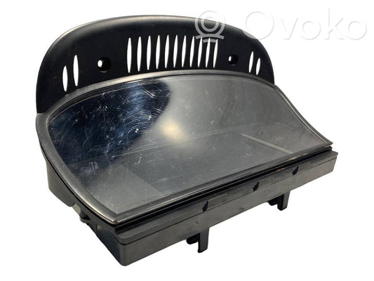 Ekrāns / displejs / mazais ekrāns