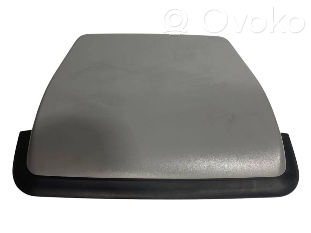 Papildu bremžu signāla lukturis