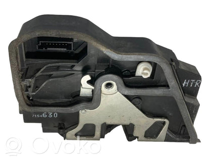 Aizmugurē slēdzene