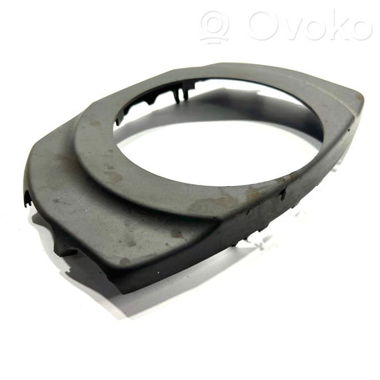 Stūres ass dekoratīvā apdare