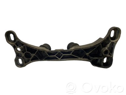 Pārnesumkārbas stiprinājuma kronšteins