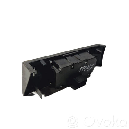 Headlight switch
