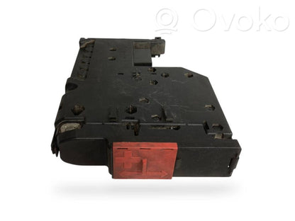 Plusa vadu savienošanas mezgls