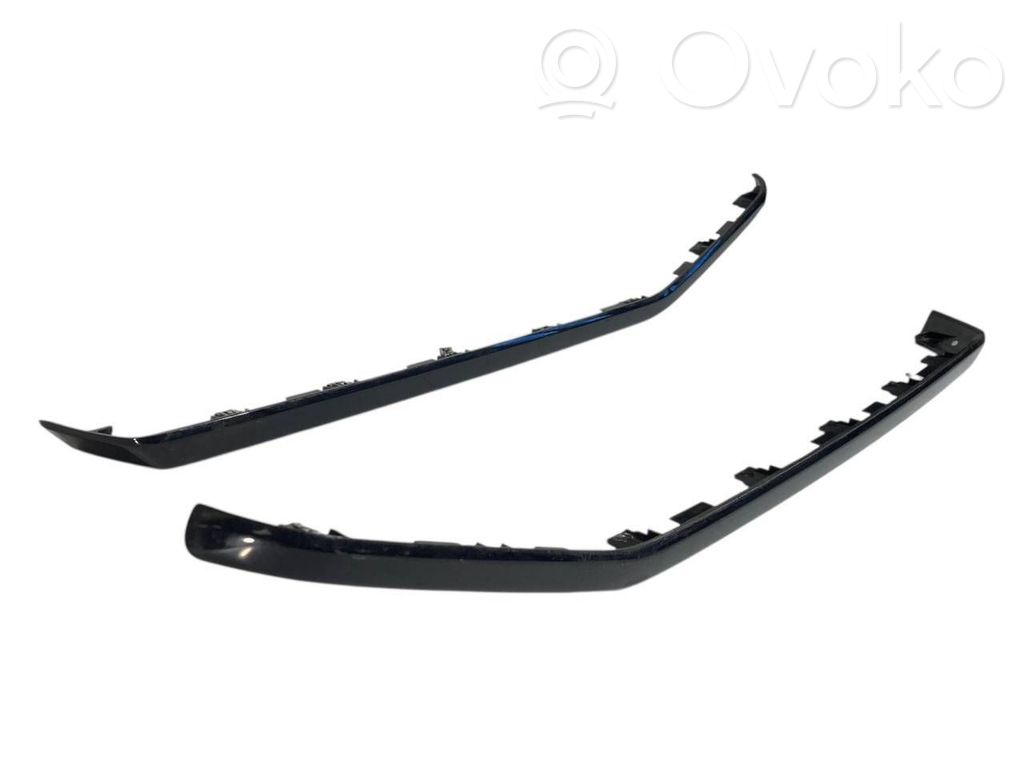 Salona dekoratīvās apdares komplekts