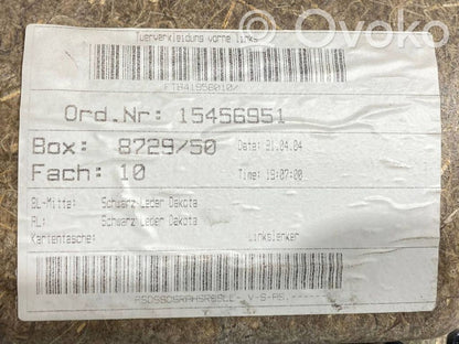 Priekšējo durvju apdare