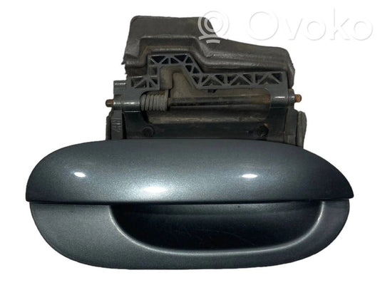 External opening handle