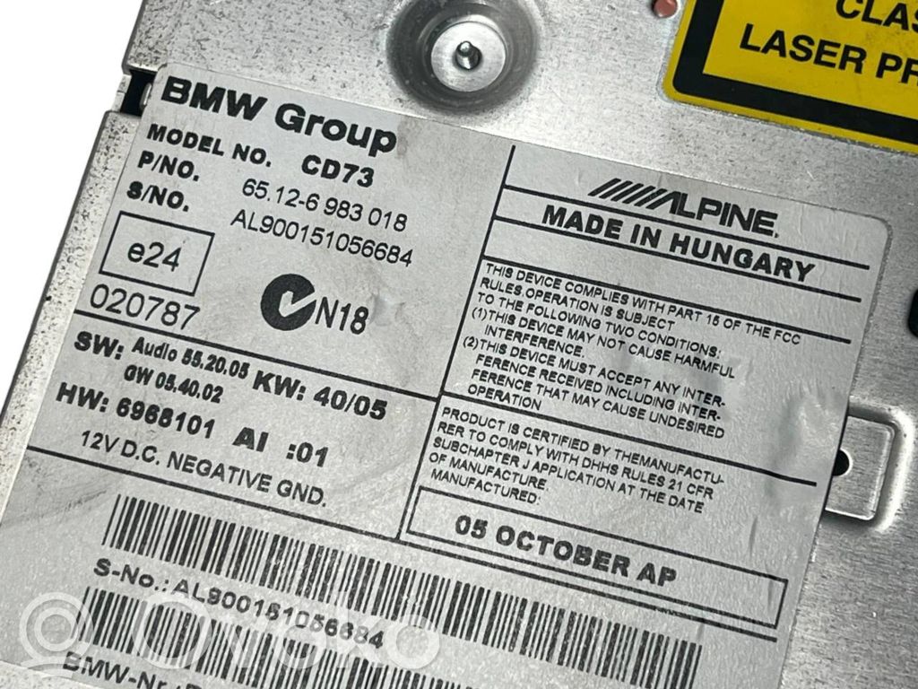 Radio / CD/DVD atskaņotājs / navigācija