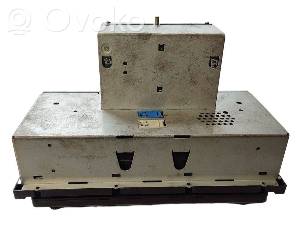 Radio / CD/DVD player / navigation