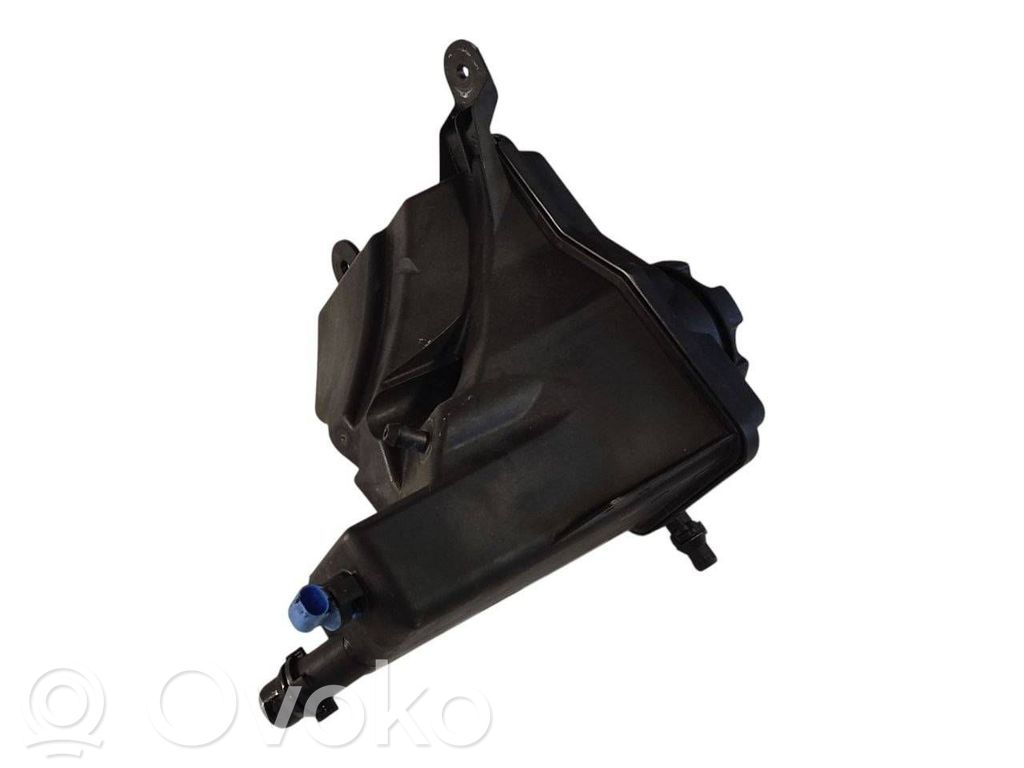 Dzesēšanas šķidruma izplešanās tvertne