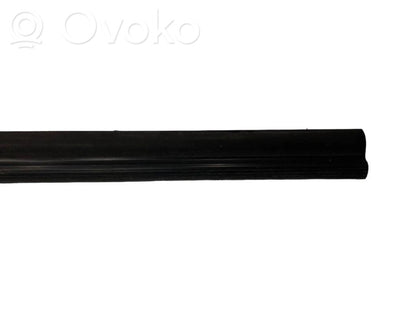 Front sill trim (inner)