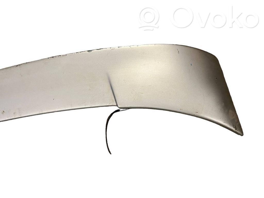 Spoilera aizmugurējais vāks