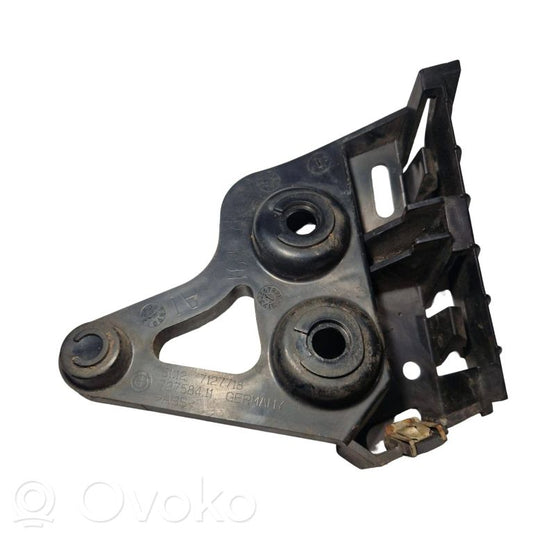 Aizmugurējā bufera montāžas kronšteins