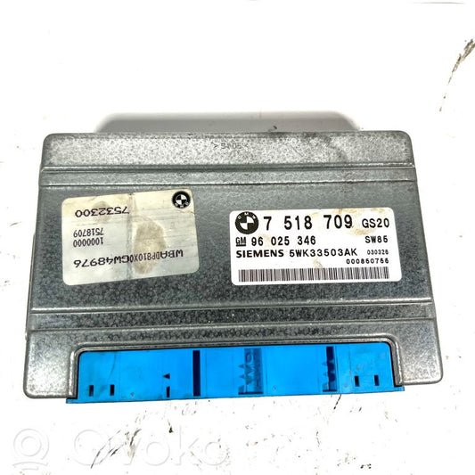 Pārnesumkārbas vadības bloks