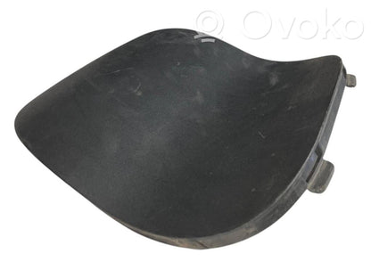 Vilkšanas āķa vāciņš bamperī